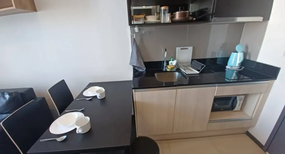 For rent 1 bed condo in Khlong Toei, Bangkok