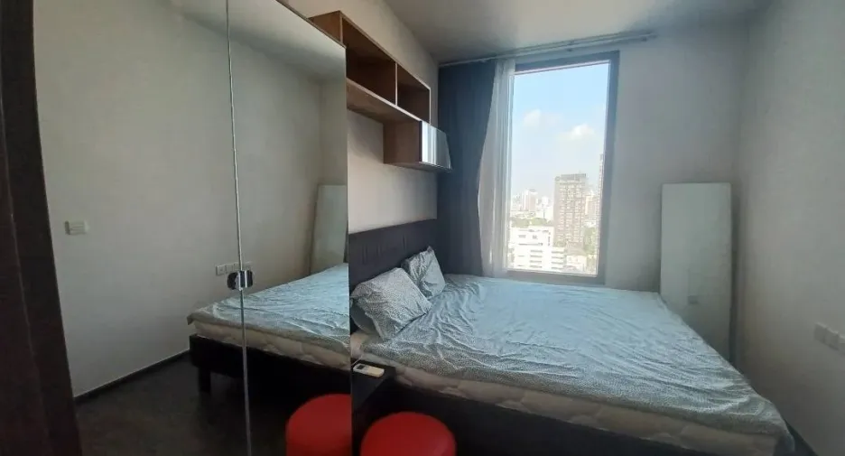 For rent 1 bed condo in Khlong Toei, Bangkok