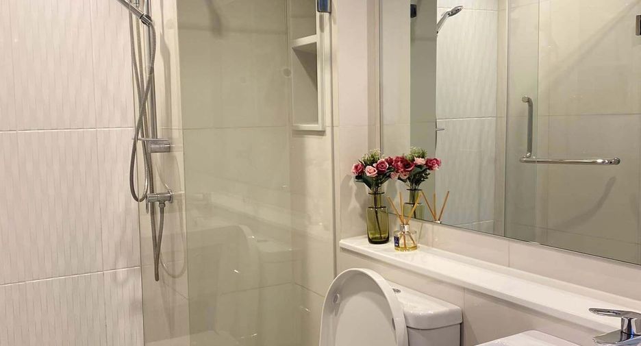 Condo en alquiler de 1 habitaciones en Huai Khwang, Bangkok
