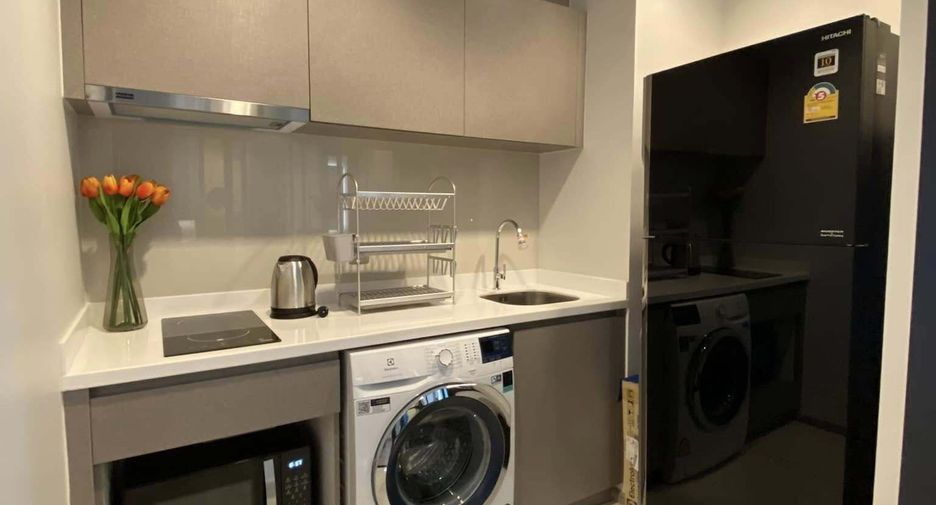 Condo en alquiler de 1 habitaciones en Huai Khwang, Bangkok