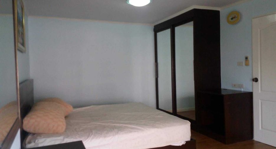 For rent 1 bed condo in Yan Nawa, Bangkok