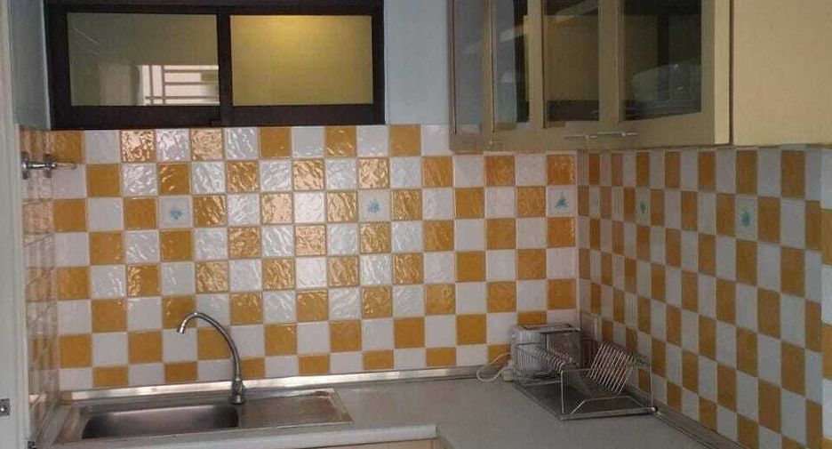 For rent 1 bed condo in Yan Nawa, Bangkok