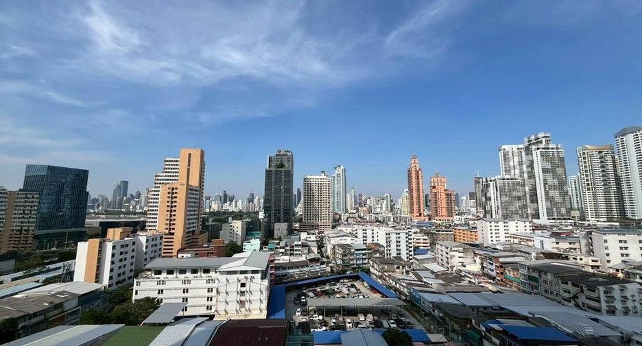 For rent 1 bed condo in Khlong Toei, Bangkok