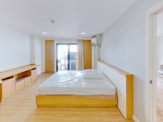 For rent 1 bed condo in Bang Rak, Bangkok