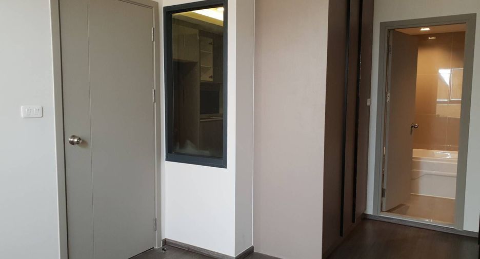 For sale 1 bed condo in Phra Khanong, Bangkok