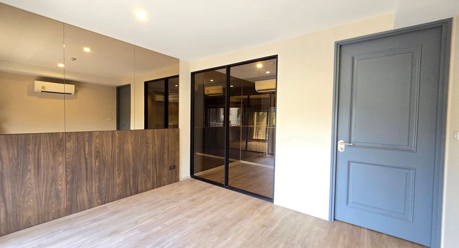 For sale 1 bed condo in Pathum Wan, Bangkok