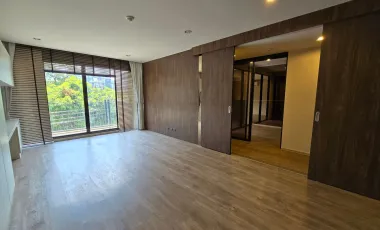 For sale 1 bed condo in Pathum Wan, Bangkok