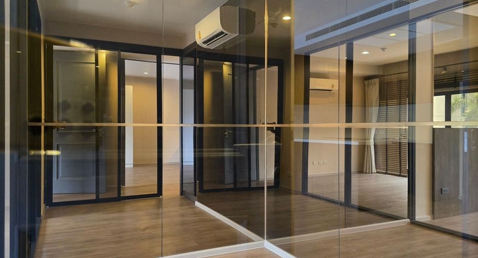 For sale 1 bed condo in Pathum Wan, Bangkok