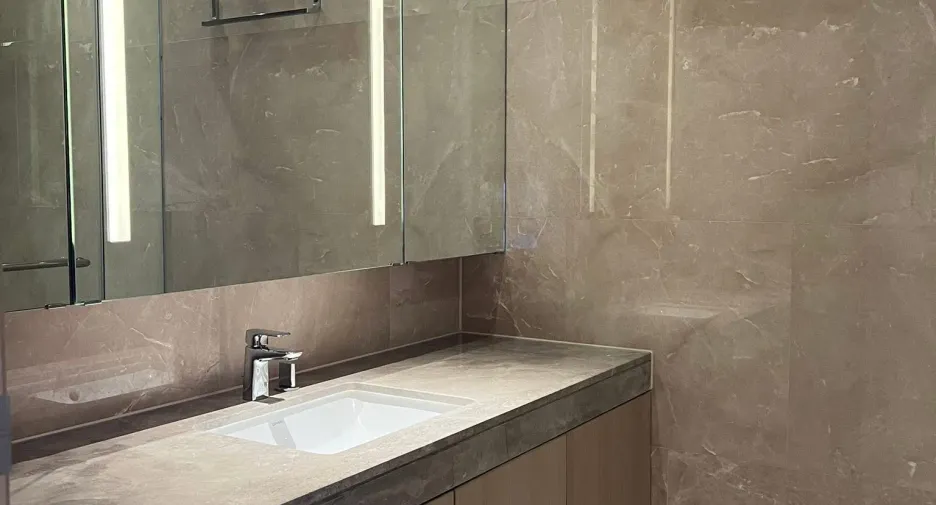 For rent 1 bed condo in Khlong San, Bangkok