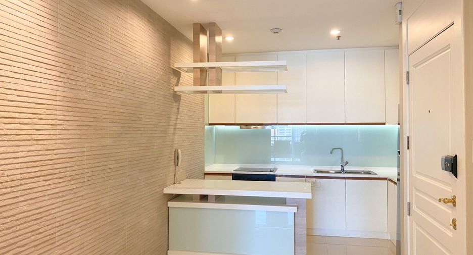 Condo en alquiler de 2 habitaciones en Pathum Wan, Bangkok