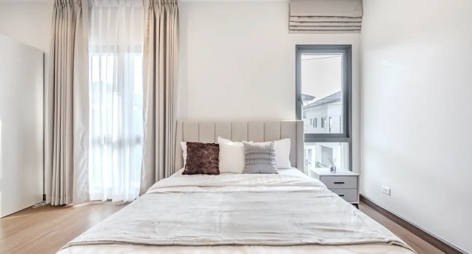 Casa en alquiler de 4 habitaciones en Bang Phli, Samut Prakan
