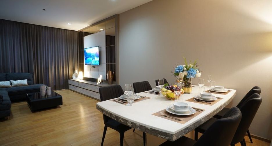 Condo en alquiler de 2 habitaciones en Khlong Toei, Bangkok