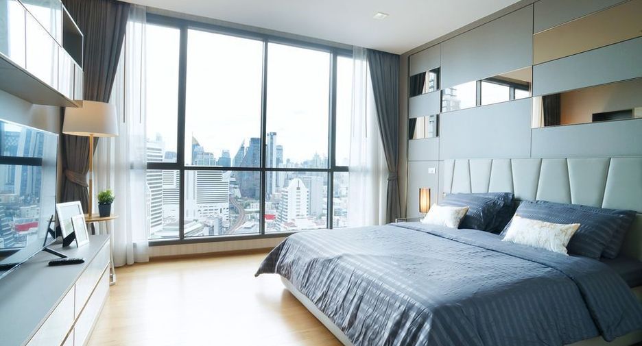 Condo en alquiler de 2 habitaciones en Khlong Toei, Bangkok