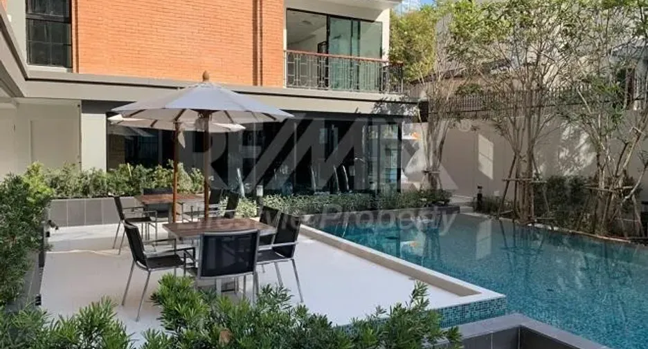 For rent 1 Beds condo in Pathum Wan, Bangkok