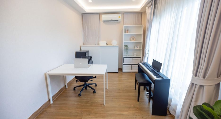For sale and for rent 4 bedrooms house in Prawet, Bangkok
