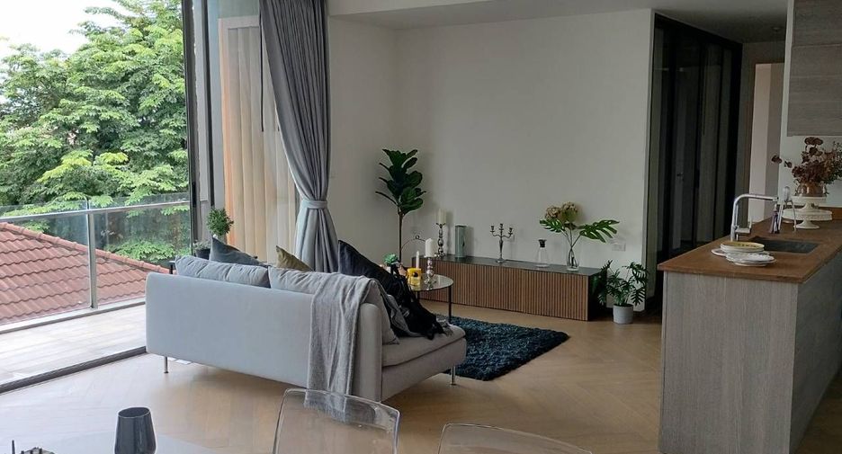 For sale 2 bedrooms condo in Watthana, Bangkok