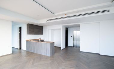 À vendre 2 chambres condo à Watthana, Bangkok