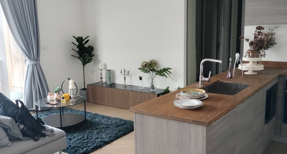 For sale 2 bedrooms condo in Watthana, Bangkok