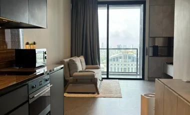 For sale 1 bed condo in Sathon, Bangkok