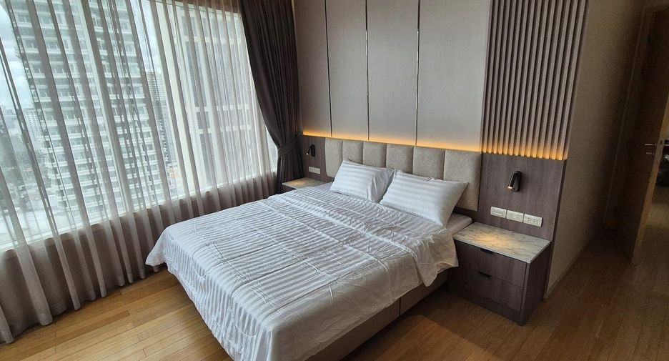 For rent 2 bedrooms condo in Khlong Toei, Bangkok