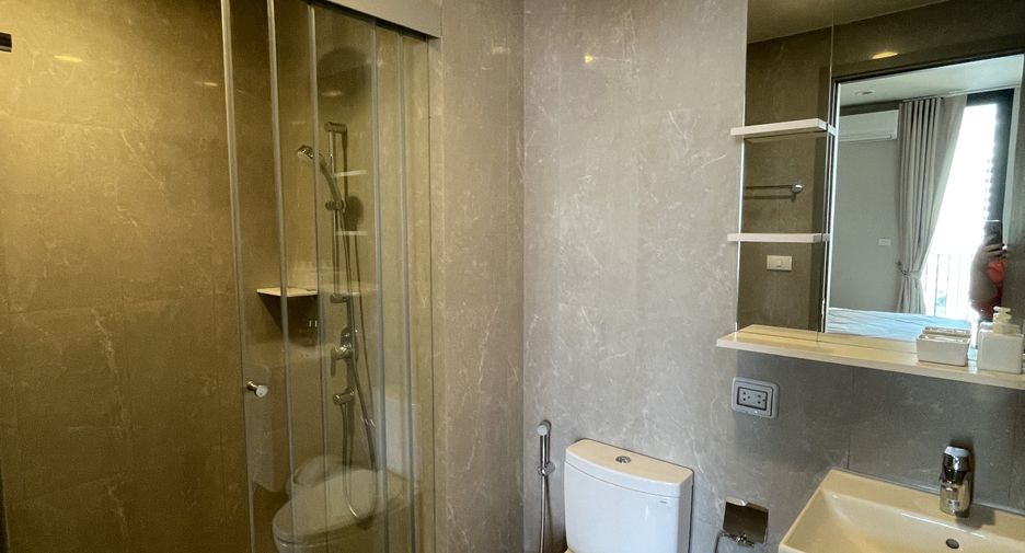 For rent 1 bed condo in Sathon, Bangkok