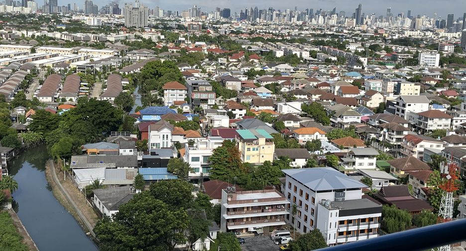 À vendre 2 chambres condo à Suan Luang, Bangkok
