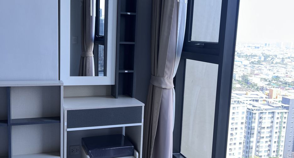 For rent 2 bedrooms condo in Bang Na, Bangkok