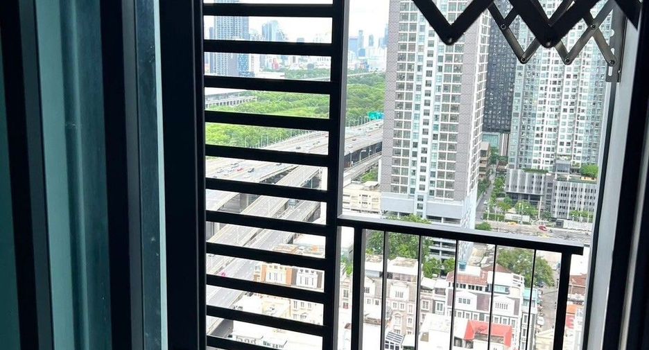 For rent スタジオ condo in Huai Khwang, Bangkok