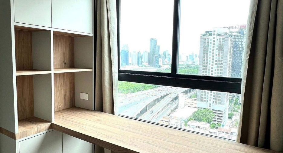 For rent スタジオ condo in Huai Khwang, Bangkok