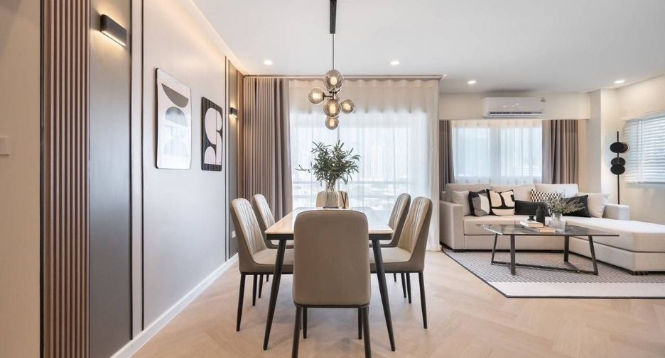 For rent 3 bedrooms condo in Watthana, Bangkok