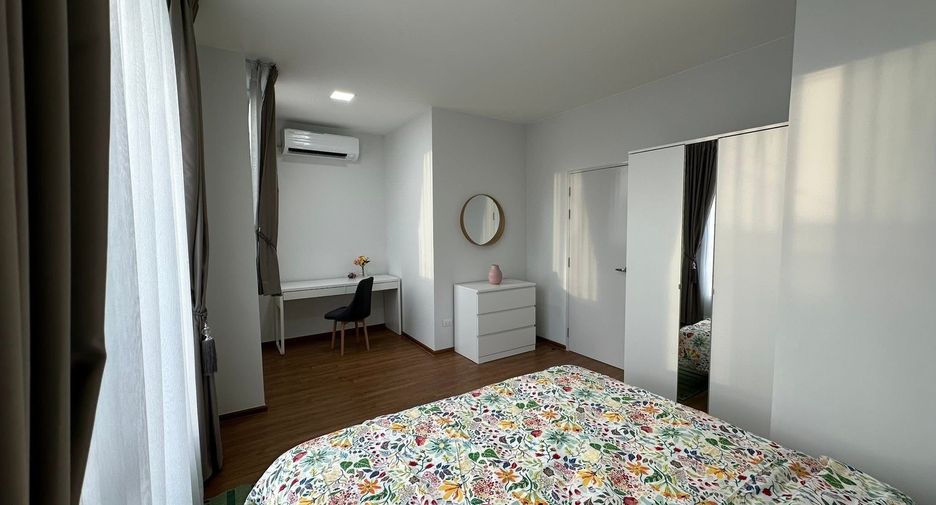 For rent 3 bedrooms house in Bang Na, Bangkok