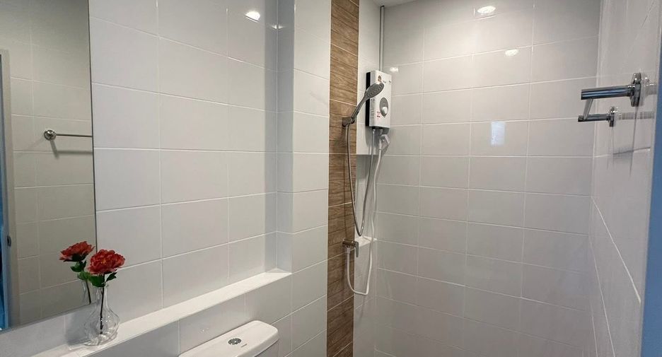 For rent 3 bedrooms house in Bang Na, Bangkok