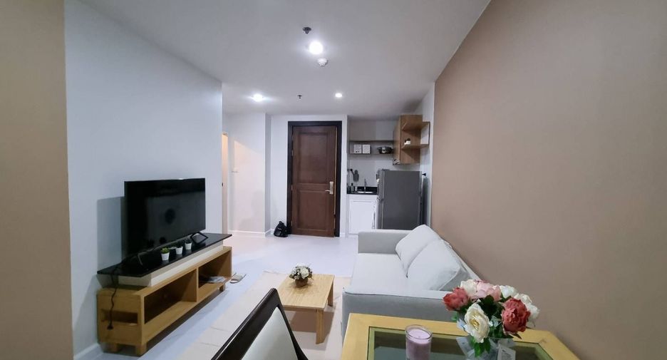 For rent 1 bed condo in Phra Khanong, Bangkok