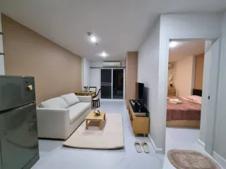 Wohnung zur Miete mit 1 Zimmer in Phra Khanong, Bangkok