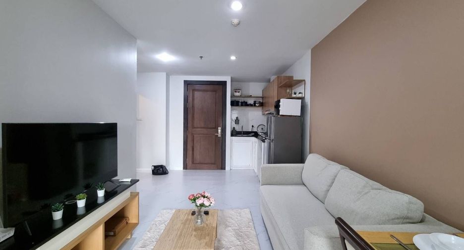 For rent 1 bed condo in Phra Khanong, Bangkok