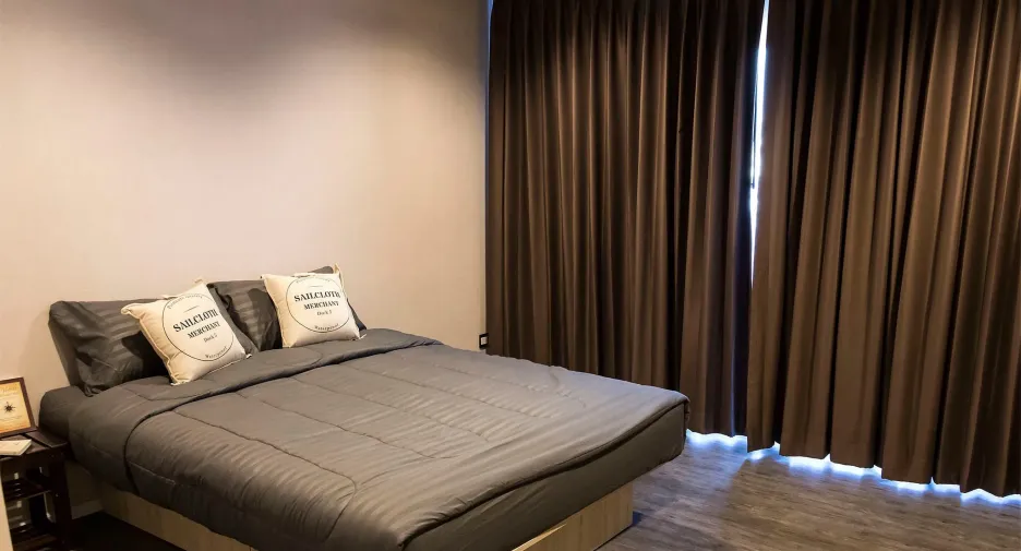 For sale studio condo in Mueang Samut Prakan, Samut Prakan