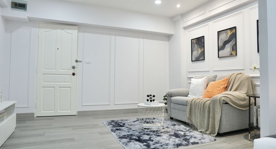 For sale studio condo in Wang Thonglang, Bangkok