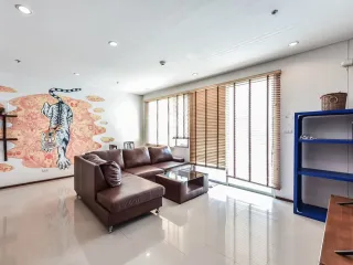 Wohnung zur Miete mit 2 Zimmer in Khlong San, Bangkok