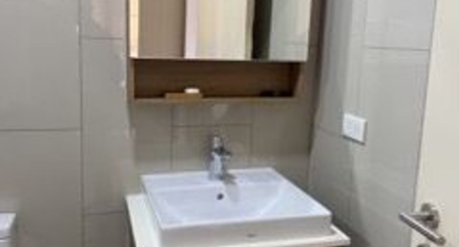 For rent 2 ベッドルーム condo in Watthana, Bangkok