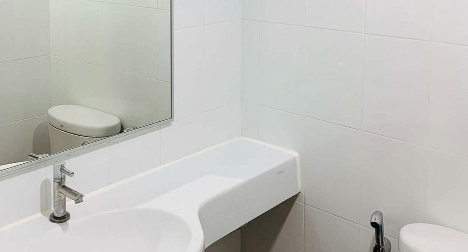 For sale 1 bed condo in Suan Luang, Bangkok