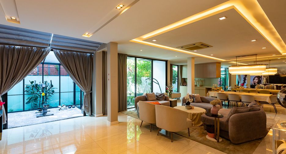 Casa en venta de 3 habitaciones en Suan Luang, Bangkok