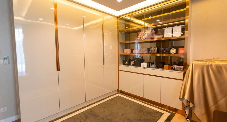 Casa en venta de 3 habitaciones en Suan Luang, Bangkok
