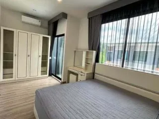出租 2 卧室 联排别墅 在 Bang Phli, Samut Prakan