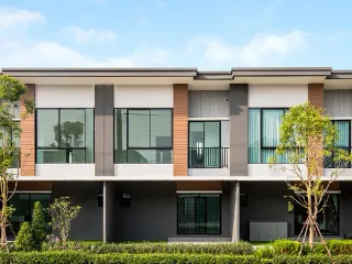 出租 2 卧室 联排别墅 在 Bang Phli, Samut Prakan