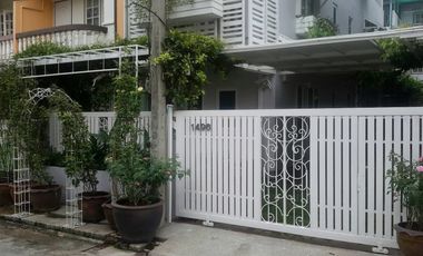 For rent 2 bedrooms townhouse in Bang Na, Bangkok