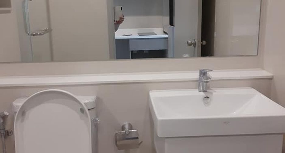 For rent studio condo in Phra Khanong, Bangkok
