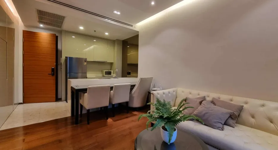 À vendre 1 chambre condo à Khlong Toei, Bangkok