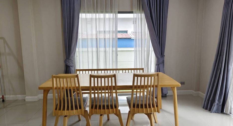 For rent 3 bedrooms house in Lat Krabang, Bangkok