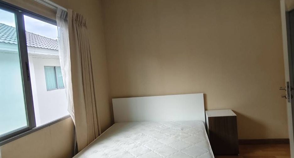For rent 3 bedrooms house in Lat Krabang, Bangkok