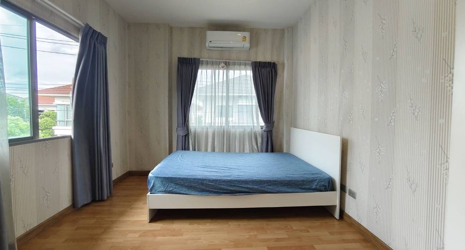 For rent 3 bedrooms house in Lat Krabang, Bangkok